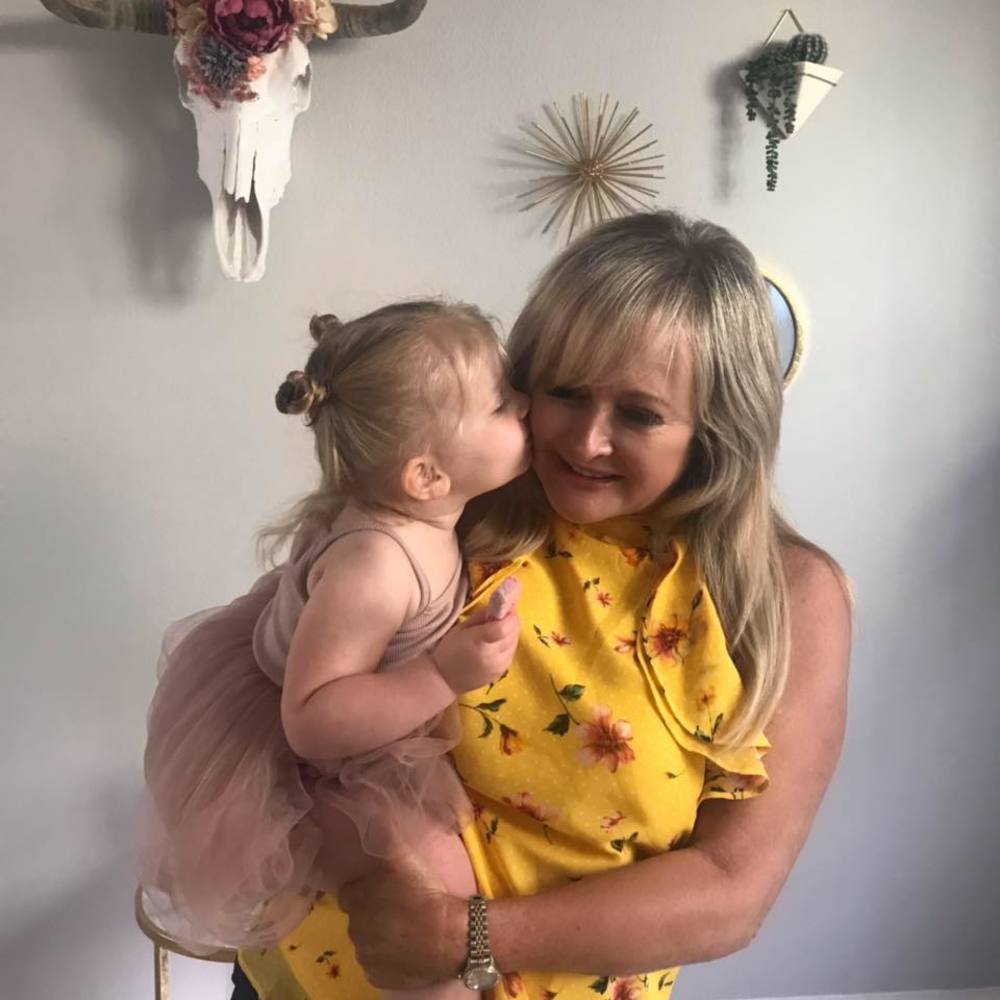 Meet your Posher, Leslie